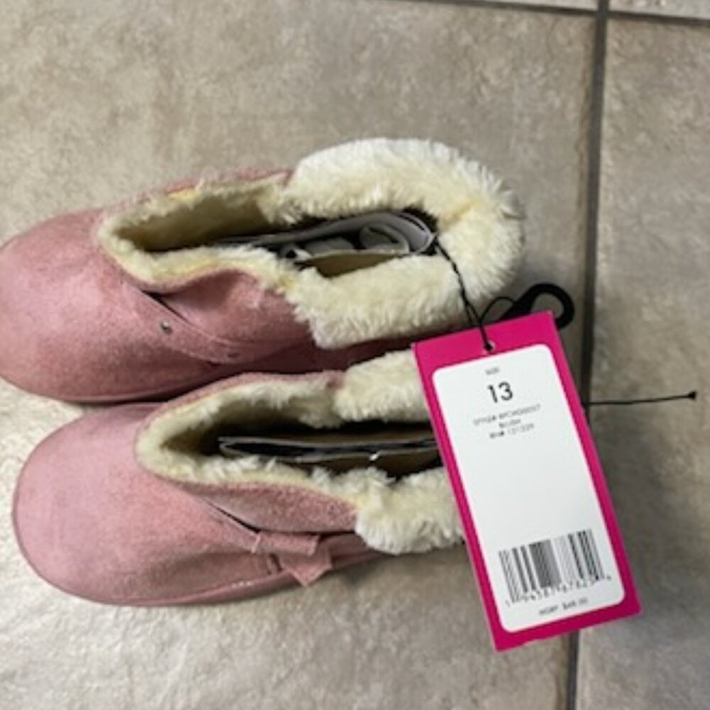 Pink blush kids boots Brand: rampage girls size: 13